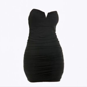 Juniors' Ruched V-Wire Sleeveless Bodycon Dress